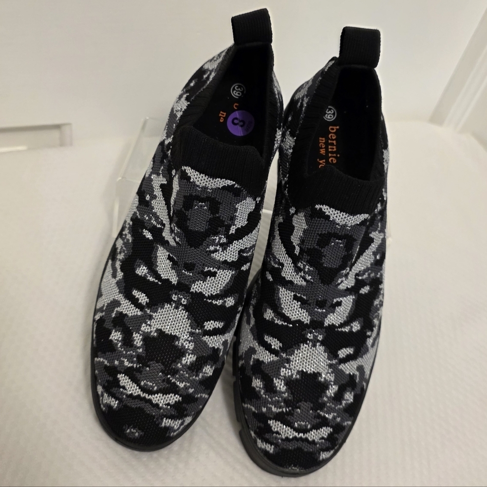 Bernie Mev Fx Luna Camoprint Shoes Size 39 US Size 8, Stylish Comfy Fabric Upper